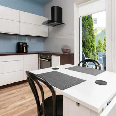 Appartement Sunny With Garden *